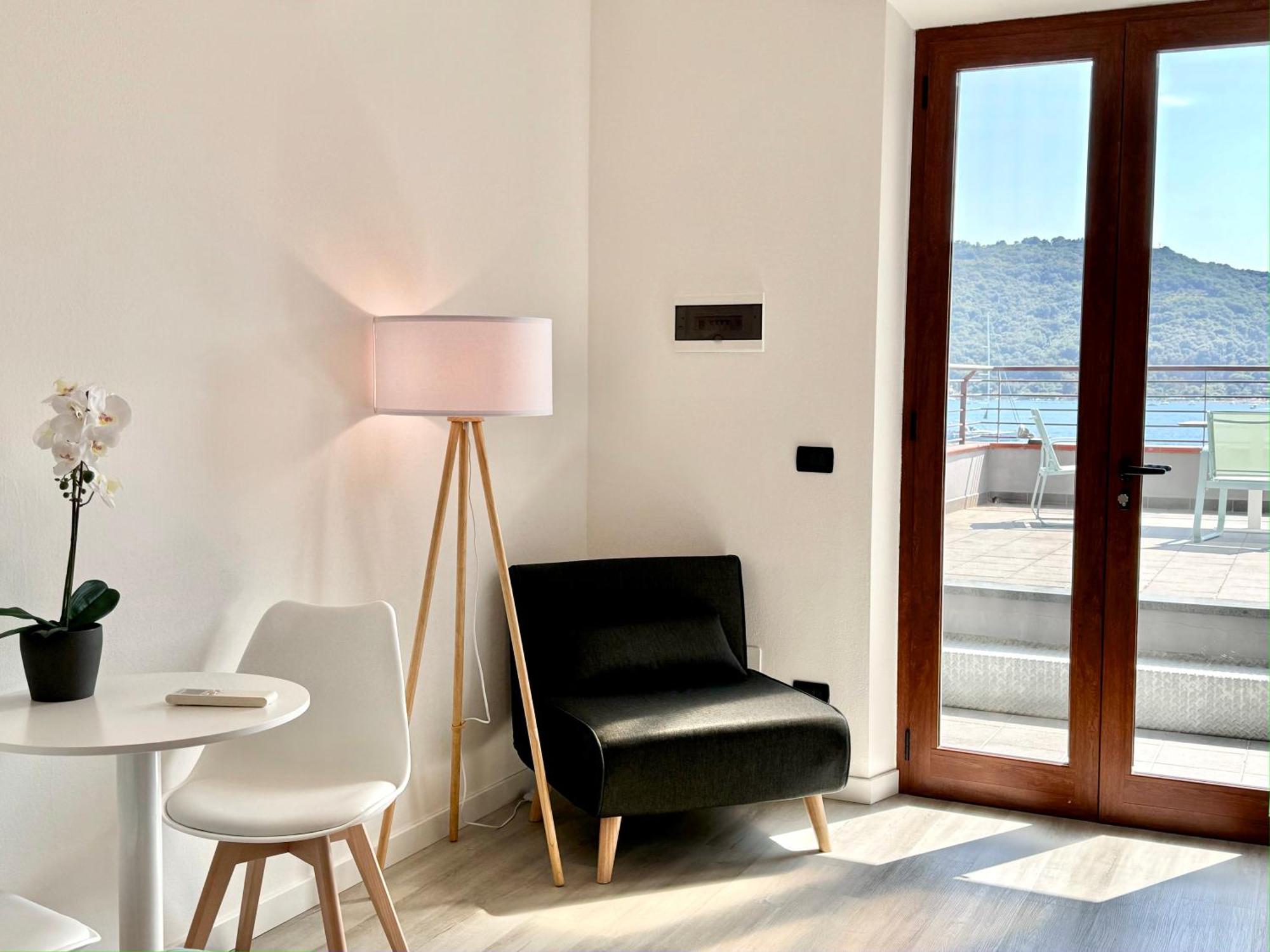 Mirage Rooms & Apartments Porto Venere Eksteriør billede